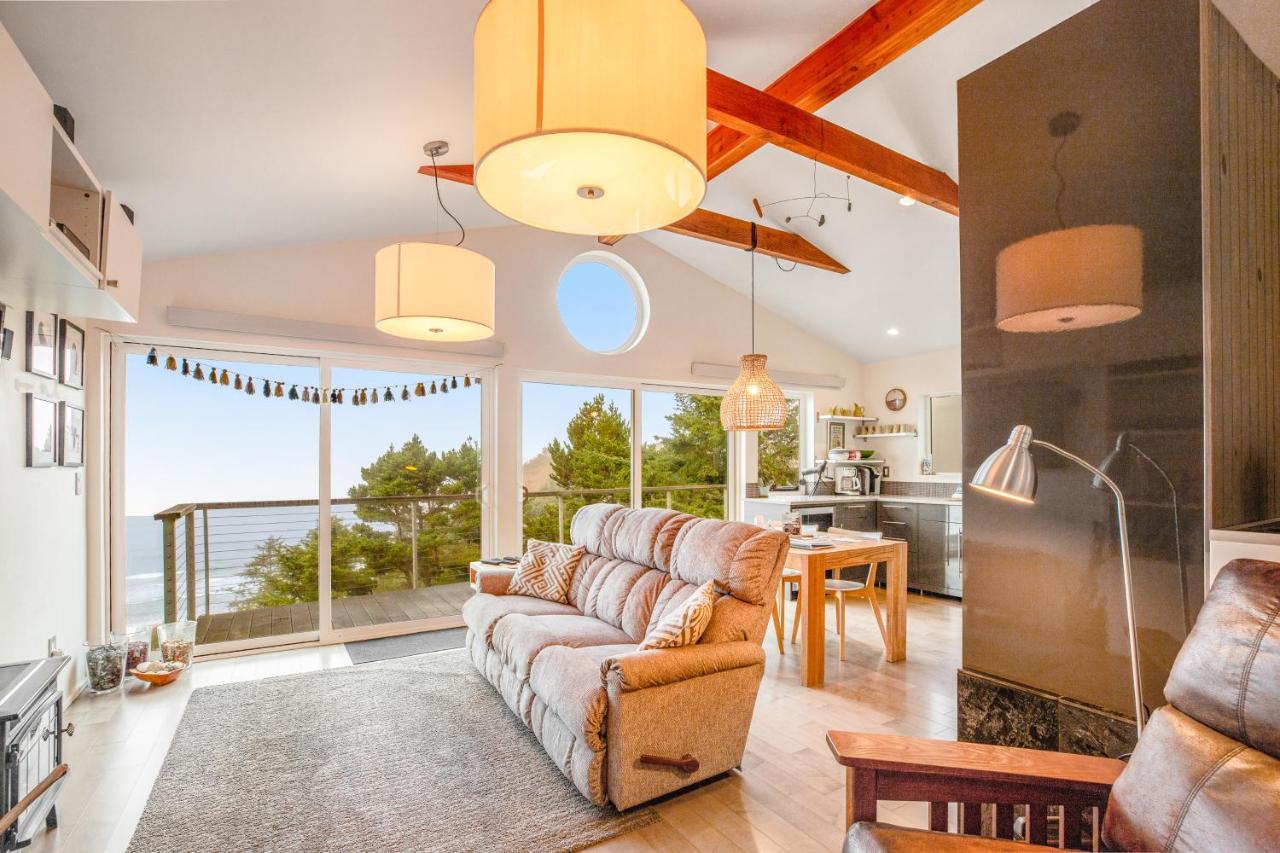 Crowsnest Oceanside Exterior foto